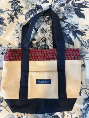 Vineyard Vines Navy, Cream & Red Canvas Tote - Union College silk